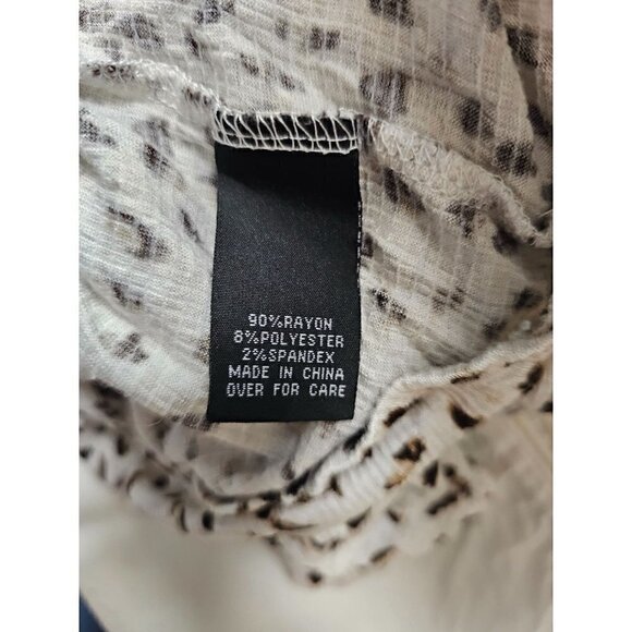 AGB Leopard Print Loose Fit Babydoll Style, Lightweight Blouse, Size Medium - Picture 7 of 7